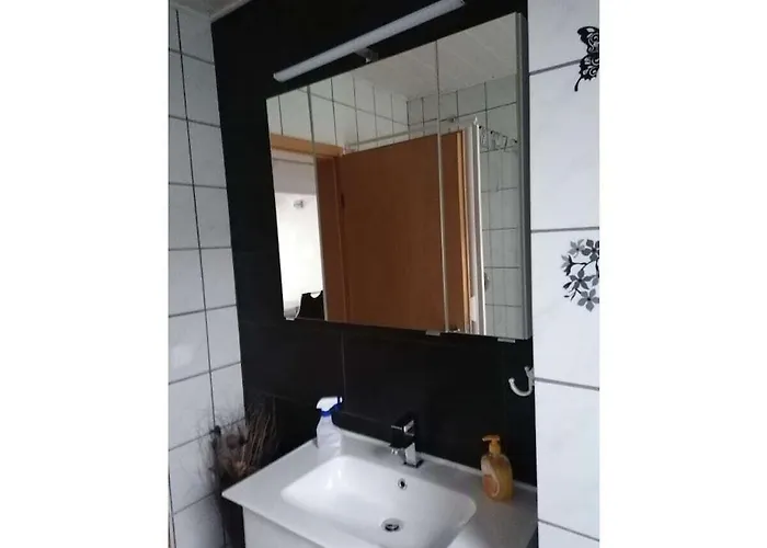 Helga Willing Comfortable